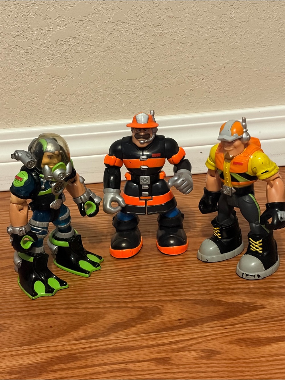 VTG Rescue Heroes Toys Figures 2001 Billy Blaze Rip Rockefeller Gill Gripper Fun